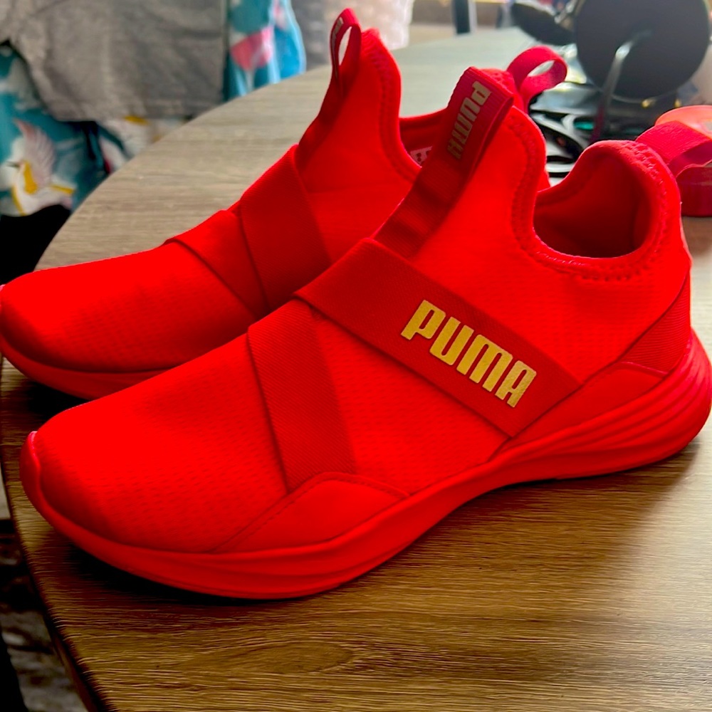 Puma pull on sneakers Red Womens size 8.5